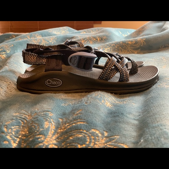 Tevas women’s size 7 - Picture 4 of 5